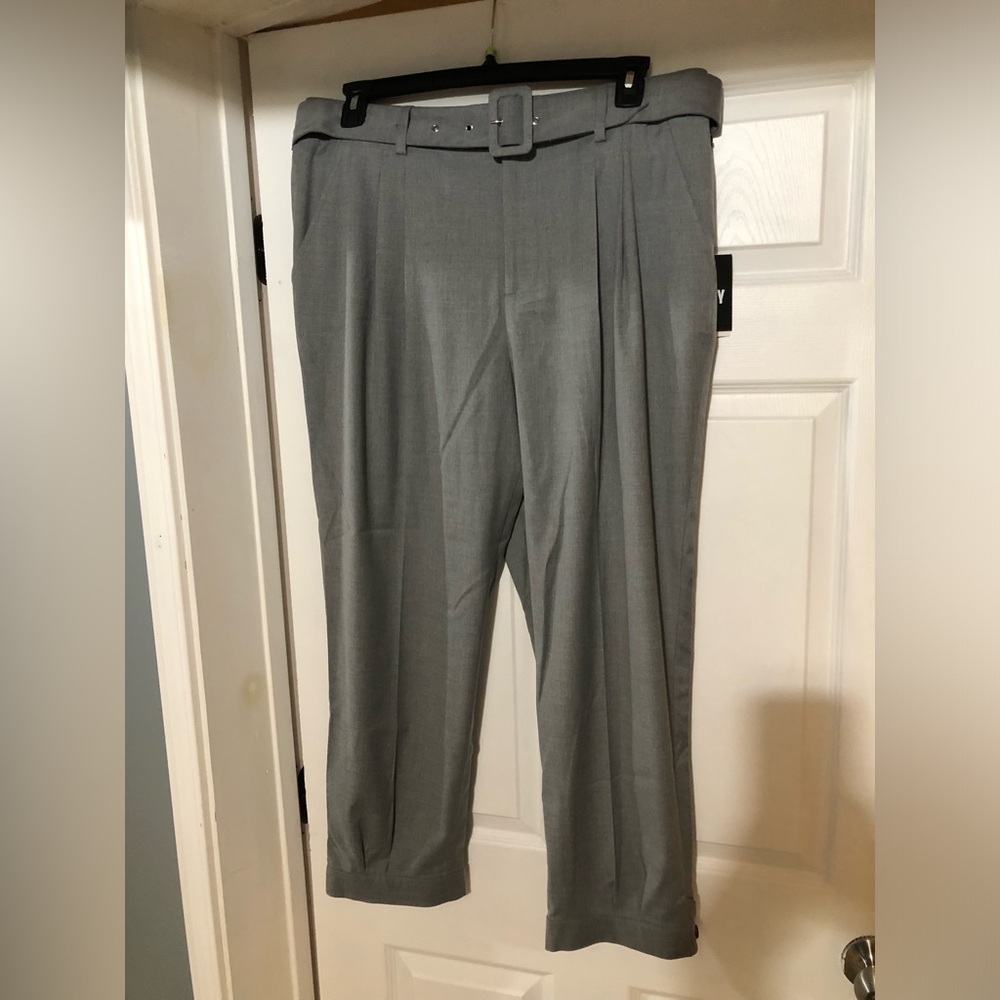DKNY Gray Belted Ankle Pants Brand New
